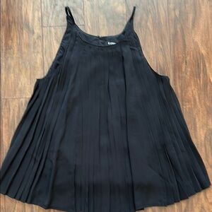 Express Black Relaxed Pleated Camisole